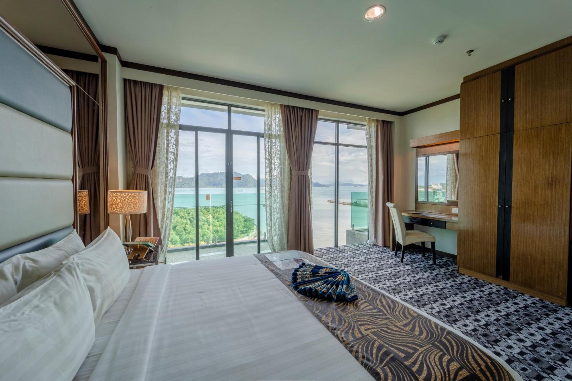 Adya Hotel Langkawi Kuah Exterior photo